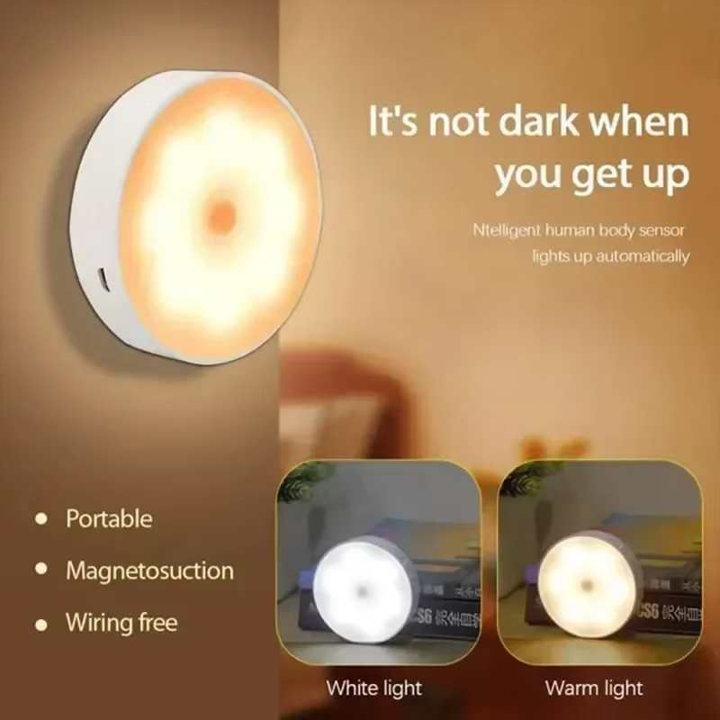 モーションセンサー付きステップライト、USB＆バッテリー駆動 - Motion Sensor Light のレビューと価格